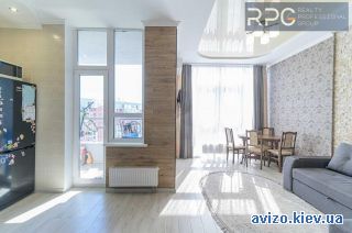 Продам <a class='adt__geo' href='/nerukhomist/prodazh-kvartyr-budynkiv/kvartyry/kyiv-misto/q-3-кімнатні/'>3 кімнати</a>-комнатную квартиру, ст.м. Левобережная