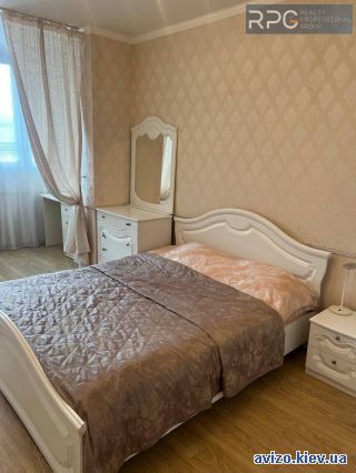Продажа <a class='adt__geo' href='/nerukhomist/prodazh-kvartyr-budynkiv/kvartyry/kyiv-misto/q-2-кімнатні/'>2 кімнати</a>-комнатной квартиры