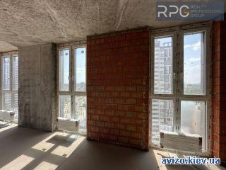 Продам <a class='adt__geo' href='/nerukhomist/prodazh-kvartyr-budynkiv/kvartyry/kyiv-misto/q-3-кімнатні/'>3 кімнати</a>-комнатную квартиру