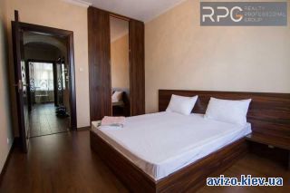 Продажа <a class='adt__geo' href='/nerukhomist/prodazh-kvartyr-budynkiv/kvartyry/kyiv-misto/q-2-кімнатні/'>2 кімнати</a>-комнатной квартиры, ст.м. Дворец Украина