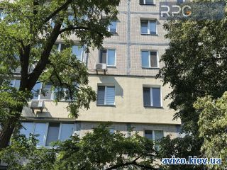 Продажа <a class='adt__geo' href='/nerukhomist/prodazh-kvartyr-budynkiv/kvartyry/kyiv-misto/q-2-кімнатні/'>2 кімнати</a>-комнатной квартиры