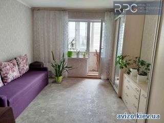 <a class='adt__geo' href='/nerukhomist/prodazh-kvartyr-budynkiv/kvartyry/kyiv-misto/q-3-кімнатні/'>3 кімнати</a>-комнатная квартира, ст.м. Крещатик
