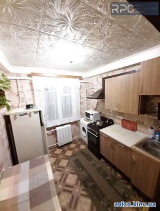 Продажа <a class='adt__geo' href='/nerukhomist/prodazh-kvartyr-budynkiv/kvartyry/kyiv-misto/q-3-кімнатні/'>3 кімнати</a>-комнатной квартиры