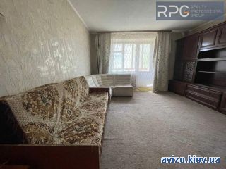 Продам <a class='adt__geo' href='/nerukhomist/prodazh-kvartyr-budynkiv/kvartyry/kyiv-misto/q-1-кімнатні/'>1 кімната</a>-комнатную квартиру, ст.м. Демиевская
