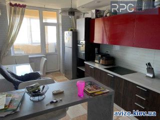 <a class='adt__geo' href='/nerukhomist/prodazh-kvartyr-budynkiv/kvartyry/kyiv-misto/q-2-кімнатні/'>2 кімнати</a>-комнатная квартира, ст.м. Житомирская