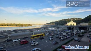 <a class='adt__geo' href='/nerukhomist/prodazh-kvartyr-budynkiv/kvartyry/kyiv-misto/q-2-кімнатні/'>2 кімнати</a>-комнатная квартира