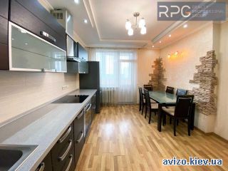 Сдаю <a class='adt__geo' href='/nerukhomist/orenda-kvartyr-budynkiv/kvartyry/kyiv-misto/q-2-кімнатні/'>2 кімнати</a>-комнатную квартиру