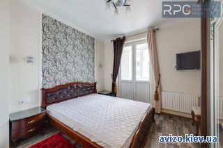 Сдаю <a class='adt__geo' href='/nerukhomist/orenda-kvartyr-budynkiv/kvartyry/kyiv-misto/q-1-кімнатні/'>1 кімната</a>-комнатную квартиру