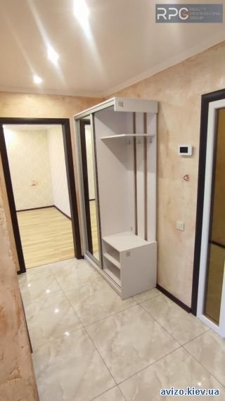 Продажа <a class='adt__geo' href='/nerukhomist/prodazh-kvartyr-budynkiv/kvartyry/kyiv-misto/q-2-кімнатні/'>2 кімнати</a>-комнатной квартиры, ст.м. Лесная