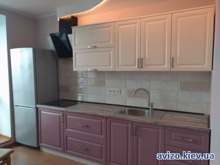 Продам <a class='adt__geo' href='/nerukhomist/prodazh-kvartyr-budynkiv/kvartyry/kyiv-misto/q-1-кімнатні/'>1 кімната</a>-комнатную квартиру