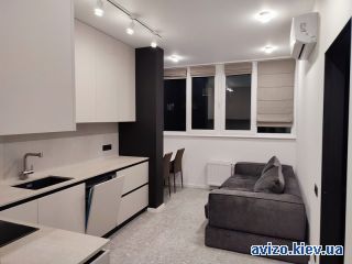 Сдается <a class='adt__geo' href='/nerukhomist/orenda-kvartyr-budynkiv/kvartyry/kyiv-misto/q-1-кімнатні/'>1 кімната</a>-комнатная квартира, ст.м. Святошино