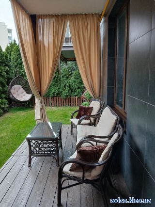 Продажа <a class='adt__geo' href='/nerukhomist/prodazh-kvartyr-budynkiv/kvartyry/kyiv-misto/q-3-кімнатні/'>3 кімнати</a>-комнатной квартиры
