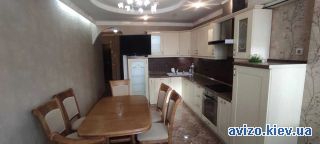 Продажа <a class='adt__geo' href='/nerukhomist/prodazh-kvartyr-budynkiv/kvartyry/kyiv-misto/q-2-кімнатні/'>2 кімнати</a>-комнатной квартиры