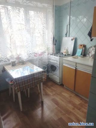 Продается <a class='adt__geo' href='/nerukhomist/prodazh-kvartyr-budynkiv/kvartyry/kyivska-oblast/q-3-кімнатні/'>3 кімнати</a>-комнатная квартира, Вишневое