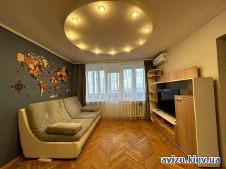 <a class='adt__geo' href='/nerukhomist/prodazh-kvartyr-budynkiv/kvartyry/kyiv-misto/q-2-кімнатні/'>2 кімнати</a>-комнатная квартира, ст.м. Васильковская
