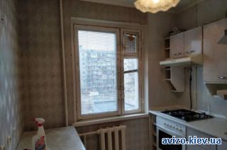 Продаю <a class='adt__geo' href='/nerukhomist/prodazh-kvartyr-budynkiv/kvartyry/kyiv-misto/q-2-кімнатні/'>2 кімнати</a>-комнатную квартиру, ст.м. Минская