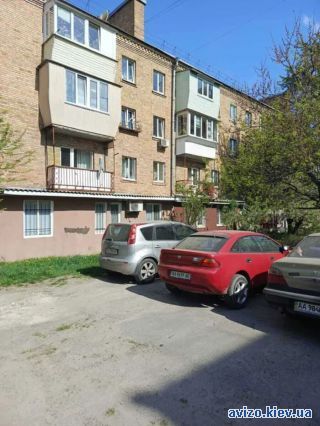Продажа <a class='adt__geo' href='/nerukhomist/prodazh-kvartyr-budynkiv/kvartyry/kyiv-misto/q-1-кімнатні/'>1 кімната</a>-комнатной квартиры, ст.м. Святошино