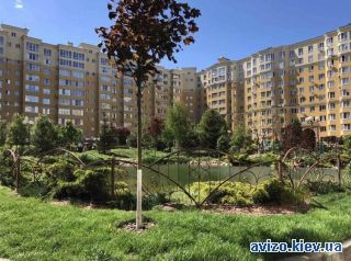 Продам <a class='adt__geo' href='/nerukhomist/prodazh-kvartyr-budynkiv/kvartyry/kyivska-oblast/q-3-кімнатні/'>3 кімнати</a>-комнатную квартиру, Софиевская Борщаговка