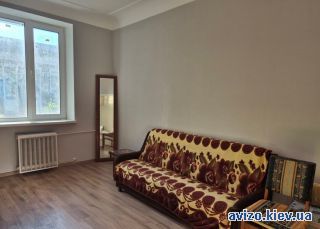 Аренда <a class='adt__geo' href='/nerukhomist/orenda-kvartyr-budynkiv/kimnaty/kyiv-misto/q-1-кімнатні/'>1 кімната</a>-комнатной комнаты, ст.м. Контрактовая площадь