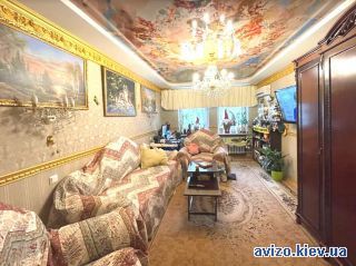 Продам <a class='adt__geo' href='/nerukhomist/prodazh-kvartyr-budynkiv/kvartyry/kyiv-misto/q-3-кімнатні/'>3 кімнати</a>-комнатную квартиру, ст.м. Олимпийская
