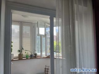 Продается <a class='adt__geo' href='/nerukhomist/prodazh-kvartyr-budynkiv/kvartyry/kyiv-misto/q-3-кімнатні/'>3 кімнати</a>-комнатная квартира, ст.м. Харьковская