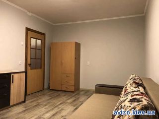 Продажа <a class='adt__geo' href='/nerukhomist/prodazh-kvartyr-budynkiv/kvartyry/kyiv-misto/q-1-кімнатні/'>1 кімната</a>-комнатной квартиры, ст.м. Позняки