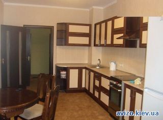 Сдам <a class='adt__geo' href='/nerukhomist/orenda-kvartyr-budynkiv/kvartyry/kyiv-misto/q-2-кімнатні/'>2 кімнати</a>-комнатную квартиру, ст.м. Позняки