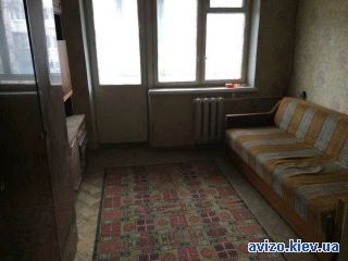 Продаю <a class='adt__geo' href='/nerukhomist/prodazh-kvartyr-budynkiv/kvartyry/kyiv-misto/q-2-кімнатні/'>2 кімнати</a>-комнатную квартиру, ст.м. Дарница