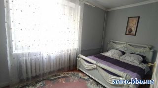 Аренда <a class='adt__geo' href='/nerukhomist/orenda-kvartyr-budynkiv/kvartyry/kyiv-misto/q-2-кімнатні/'>2 кімнати</a>-комнатной квартиры