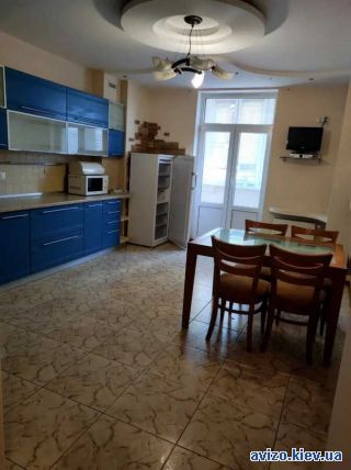 Продается <a class='adt__geo' href='/nerukhomist/prodazh-kvartyr-budynkiv/kvartyry/kyiv-misto/q-3-кімнатні/'>3 кімнати</a>-комнатная квартира