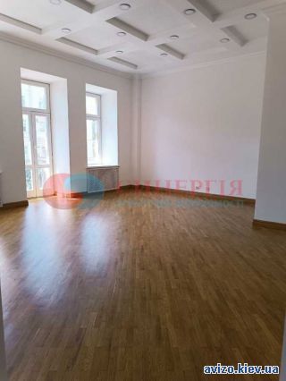 Аренда офисного помещения, ст.м. Золотые Ворота