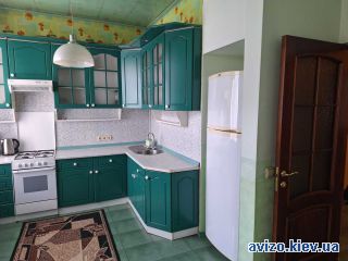 Сдается <a class='adt__geo' href='/nerukhomist/orenda-kvartyr-budynkiv/kvartyry/kyiv-misto/q-2-кімнатні/'>2 кімнати</a>-комнатная квартира