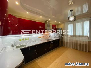 Продам <a class='adt__geo' href='/nerukhomist/prodazh-kvartyr-budynkiv/kvartyry/kyiv-misto/q-3-кімнатні/'>3 кімнати</a>-комнатную квартиру, ст.м. Академгородок
