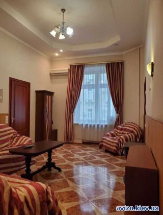 Сдам <a class='adt__geo' href='/nerukhomist/orenda-kvartyr-budynkiv/kvartyry/kyiv-misto/q-3-кімнатні/'>3 кімнати</a>-комнатную квартиру, ст.м. Золотые Ворота