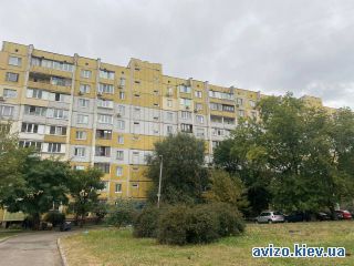 Продажа <a class='adt__geo' href='/nerukhomist/prodazh-kvartyr-budynkiv/kvartyry/kyiv-misto/q-1-кімнатні/'>1 кімната</a>-комнатной квартиры