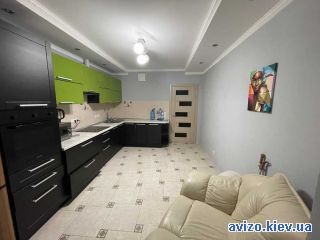 Сдается <a class='adt__geo' href='/nerukhomist/orenda-kvartyr-budynkiv/kvartyry/kyiv-misto/q-2-кімнатні/'>2 кімнати</a>-комнатная квартира