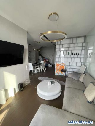 Сдаю <a class='adt__geo' href='/nerukhomist/orenda-kvartyr-budynkiv/kvartyry/kyiv-misto/q-3-кімнатні/'>3 кімнати</a>-комнатную квартиру