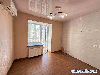 Продам <a class='adt__geo' href='/nerukhomist/prodazh-kvartyr-budynkiv/kvartyry/kyiv-misto/q-1-кімнатні/'>1 кімната</a>-комнатную квартиру