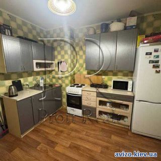 Продажа <a class='adt__geo' href='/nerukhomist/prodazh-kvartyr-budynkiv/kvartyry/kyiv-misto/q-3-кімнатні/'>3 кімнати</a>-комнатной квартиры, ст.м. Осокорки