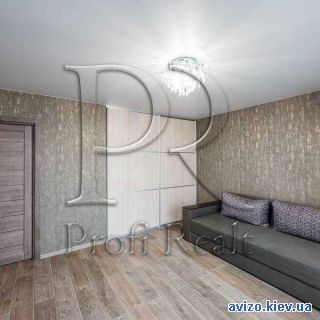 Продается <a class='adt__geo' href='/nerukhomist/prodazh-kvartyr-budynkiv/kvartyry/kyiv-misto/q-1-кімнатні/'>1 кімната</a>-комнатная квартира, ст.м. Святошино