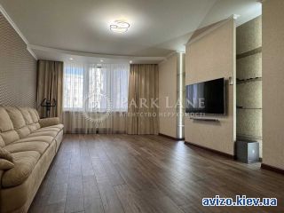 Аренда <a class='adt__geo' href='/nerukhomist/orenda-kvartyr-budynkiv/kvartyry/kyiv-misto/q-3-кімнатні/'>3 кімнати</a>-комнатной квартиры