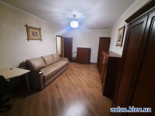 Аренда <a class='adt__geo' href='/nerukhomist/orenda-kvartyr-budynkiv/kvartyry/kyiv-misto/q-1-кімнатні/'>1 кімната</a>-комнатной квартиры, ст.м. Героев Днепра
