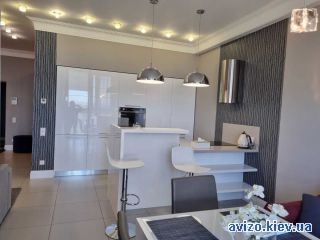 Сдаю <a class='adt__geo' href='/nerukhomist/orenda-kvartyr-budynkiv/kvartyry/kyiv-misto/q-2-кімнатні/'>2 кімнати</a>-комнатную квартиру, ст.м. Черниговская