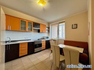 Продажа <a class='adt__geo' href='/nerukhomist/prodazh-kvartyr-budynkiv/kvartyry/kyiv-misto/q-1-кімнатні/'>1 кімната</a>-комнатной квартиры, ст.м. Академгородок