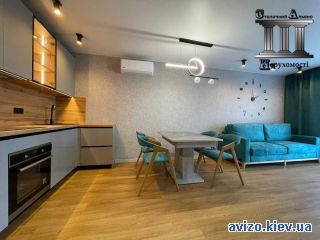 Продается <a class='adt__geo' href='/nerukhomist/prodazh-kvartyr-budynkiv/kvartyry/kyiv-misto/q-1-кімнатні/'>1 кімната</a>-комнатная квартира, ст.м. Васильковская