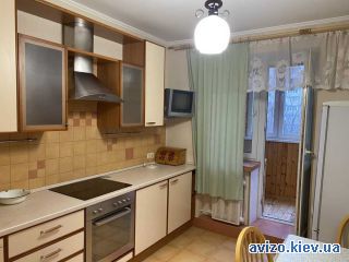 Аренда <a class='adt__geo' href='/nerukhomist/orenda-kvartyr-budynkiv/kvartyry/kyiv-misto/q-1-кімнатні/'>1 кімната</a>-комнатной квартиры