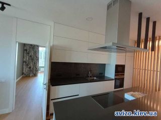 Продажа <a class='adt__geo' href='/nerukhomist/prodazh-kvartyr-budynkiv/kvartyry/kyiv-misto/q-4-кімнатні/'>4 кімнати</a>-комнатной квартиры