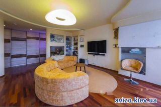 Аренда <a class='adt__geo' href='/nerukhomist/orenda-kvartyr-budynkiv/kvartyry/kyiv-misto/q-3-кімнатні/'>3 кімнати</a>-комнатной квартиры