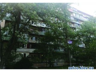 Продаю <a class='adt__geo' href='/nerukhomist/prodazh-kvartyr-budynkiv/kvartyry/kyiv-misto/q-3-кімнатні/'>3 кімнати</a>-комнатную квартиру