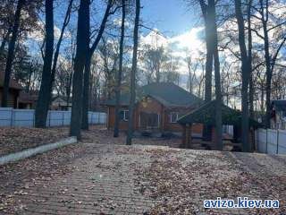 Буча, центр міста Продається  земельна  ділянка – 18 соток